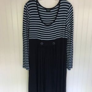 CLASSIC french striped dress great for maternity 💕